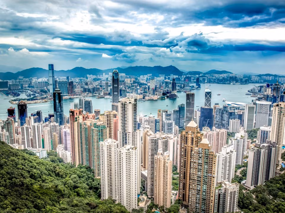 Choang ngop cuoc song “vuong gia” cua nguoi giau o Hong Kong