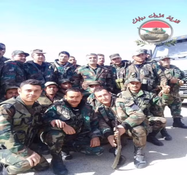 Quan doi Syria dua phao 