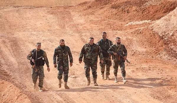 Quan doi Syria pha vay o Deir Ezzor, tieu diet chi huy IS