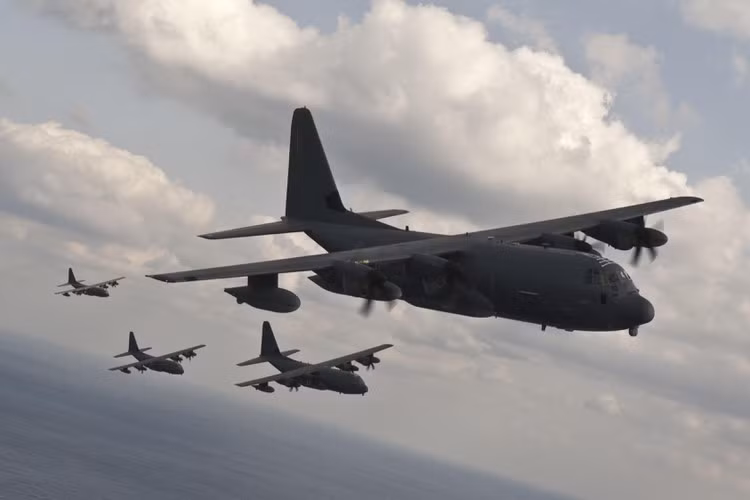 "MC-130J là máy bay do thám với công nghệ giám sát tối tân, có thể theo dõi chặt chẽ các hoạt động của quân đội Trung Quốc trong khu vực", ông Song cho biết.