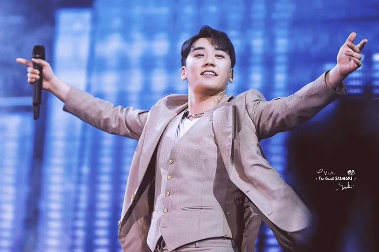 Ngoài mua dâm, Seungri vừa bị trói còn vướng loạt cáo buộc này Ngoai mua dam, Seungri vua bi troi con vuong loat cao buoc nay