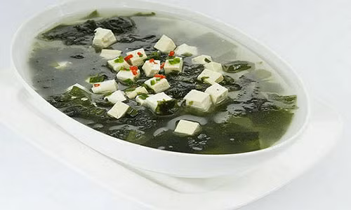 Đổi vị cơm nhà với các món ăn chế biến từ tảo biển Doi vi com nha voi cac mon an che bien tu tao bien