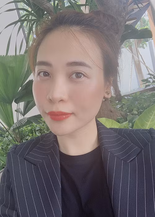 Nữ ca sĩ gốc Lạng Sơn không chỉ xinh đẹp mà còn giỏi giang trong công việc kinh doanh.