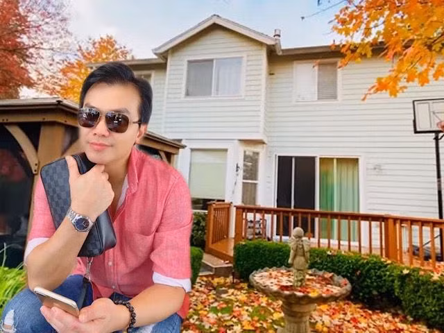 Nổi tiếng với vai trò "người tình sân khấu" của cố ca sĩ Phi Nhung nhưng Mạnh Quỳnh luôn có lối sống giản dị. Nam ca sĩ hiếm khi chia sẻ về cuộc sống cá nhân cũng như bày tỏ quan điểm về các câu chuyện trong showbiz.