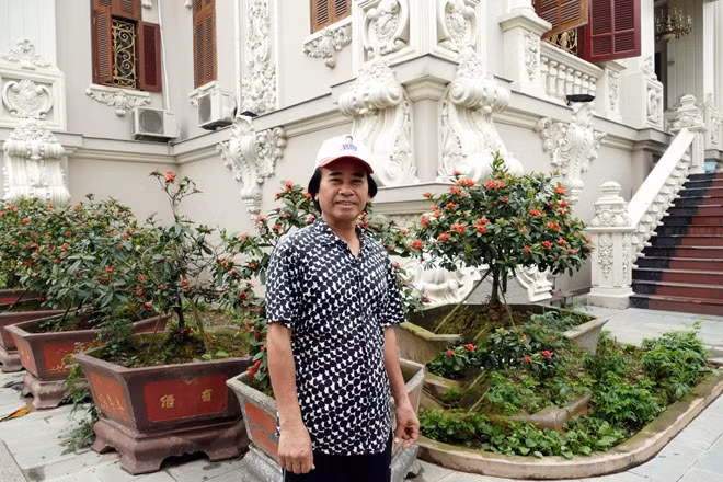 Chủ nhân của toà lâu đài là ông Nguyễn Văn Khuê - một triệu phú nổi tiếng trong vùng. Ảnh: Vietnamnet