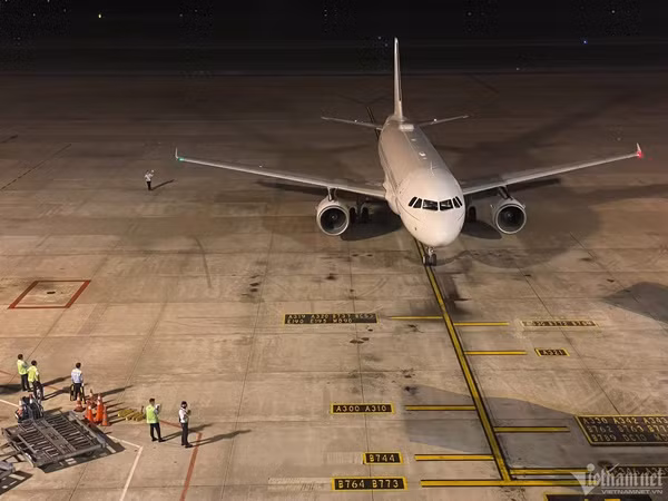 Airbus A319 là dòng máy bay xa xỉ của Emirates, phục vụ riêng cho những hành khách là giới giàu có. Ảnh: Vietnamnet