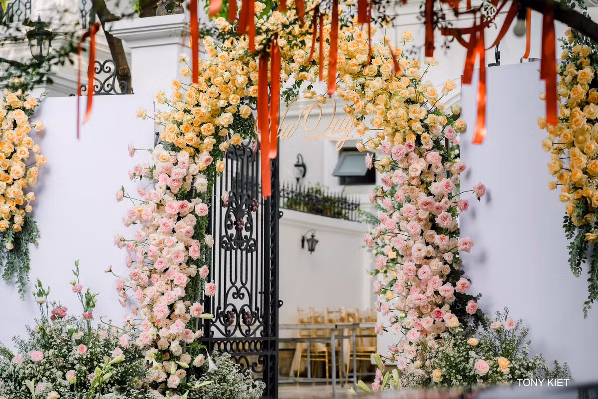 Đoàn Di Băng cho biết, vào nhà ngào ngạt mùi hương.
