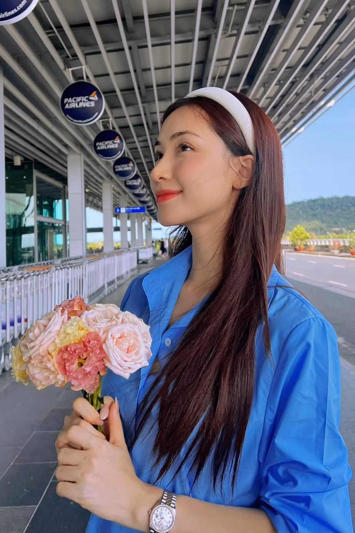 Trưởng thành từ chương trình Học viện ngôi sao 2014, đến nay Hòa Minzy đã có sự nghiệp thăng hoa và chỗ đứng nhất định trong làng giải trí. Hoà Minzy cũng được nhiều người hâm mộ bởi sự chăm chỉ, nỗ lực không mệt mỏi. Ảnh: FBNV