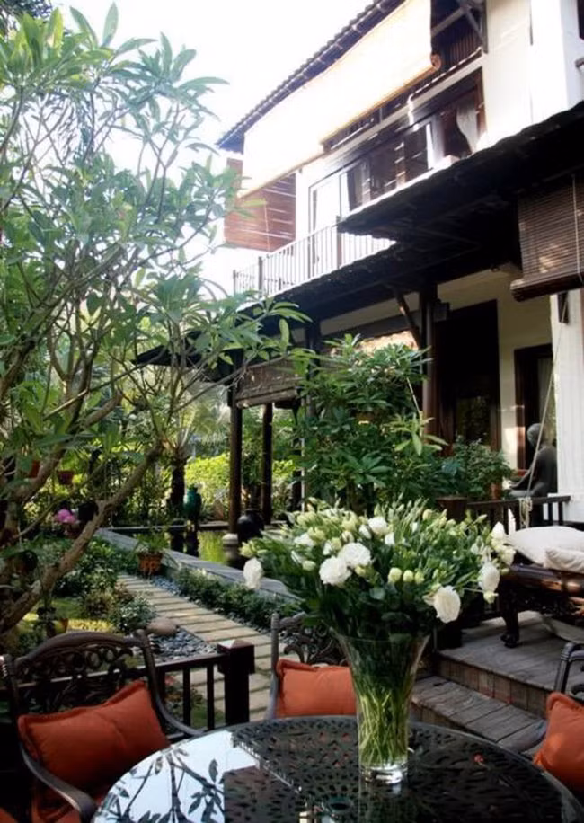Gia đình doanh nhân Huỳnh Trung Nam hiện sống trong một căn biệt thự nhà vườn có giá hàng trăm tỷ đồng tại trung tâm TP HCM. Ảnh: Internet
