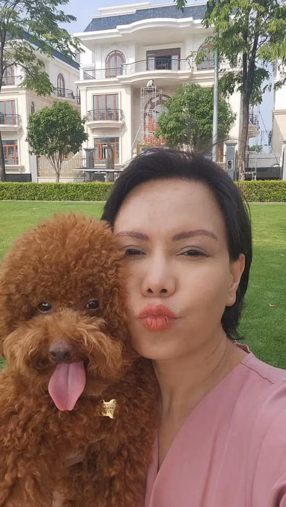 Nữ danh hài cho biết ông xã Hoài Phương là người tự tay sắp xếp và mua nội thất cho tổ ấm mới. Nguồn ảnh: chụp màn hình Tiktock, FBNV