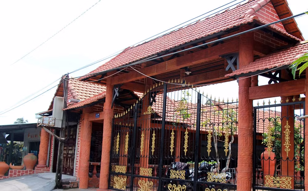 Chi phí xây nhà khoảng 1,5 tỷ đồng. Tính thêm nội thất trang trí thì khoảng 4-5 tỷ đồng. Ảnh: Vietnamnet