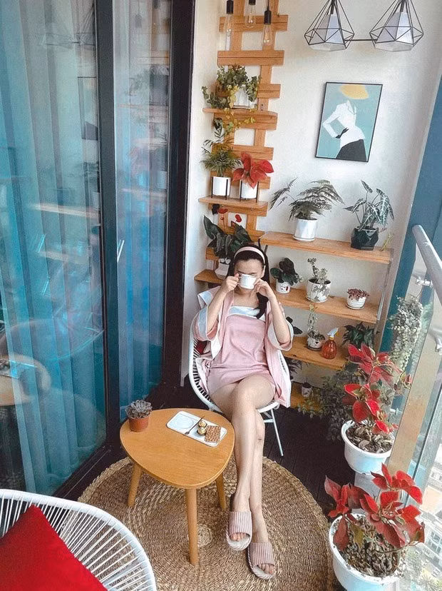 Đây là không gian thư giãn đọc sách hoặc hít thở không khí trong lành sau một ngày làm việc mệt mỏi.