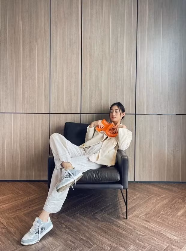 Căn hộ được Lương Thuỳ Linh "tậu" vào năm cô nàng 21 tuổi. Ảnh: FBNV