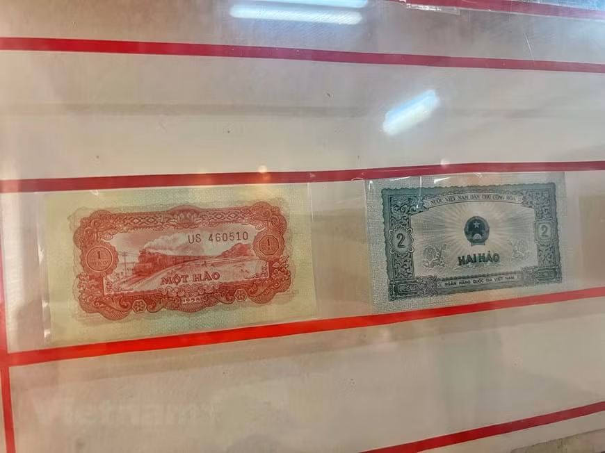 Tờ tiền giấy in năm 1958. Ảnh: Vietnamplus