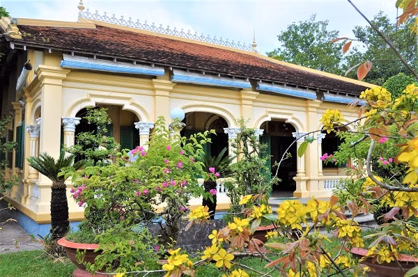 Đây là một trong những ngôi nhà lâu đời nhất tại làng cổ Đông Hòa Hiệp, hiện do ông Phan Văn Đức trông nom, quản lý. Ảnh: Cofarm-agritech