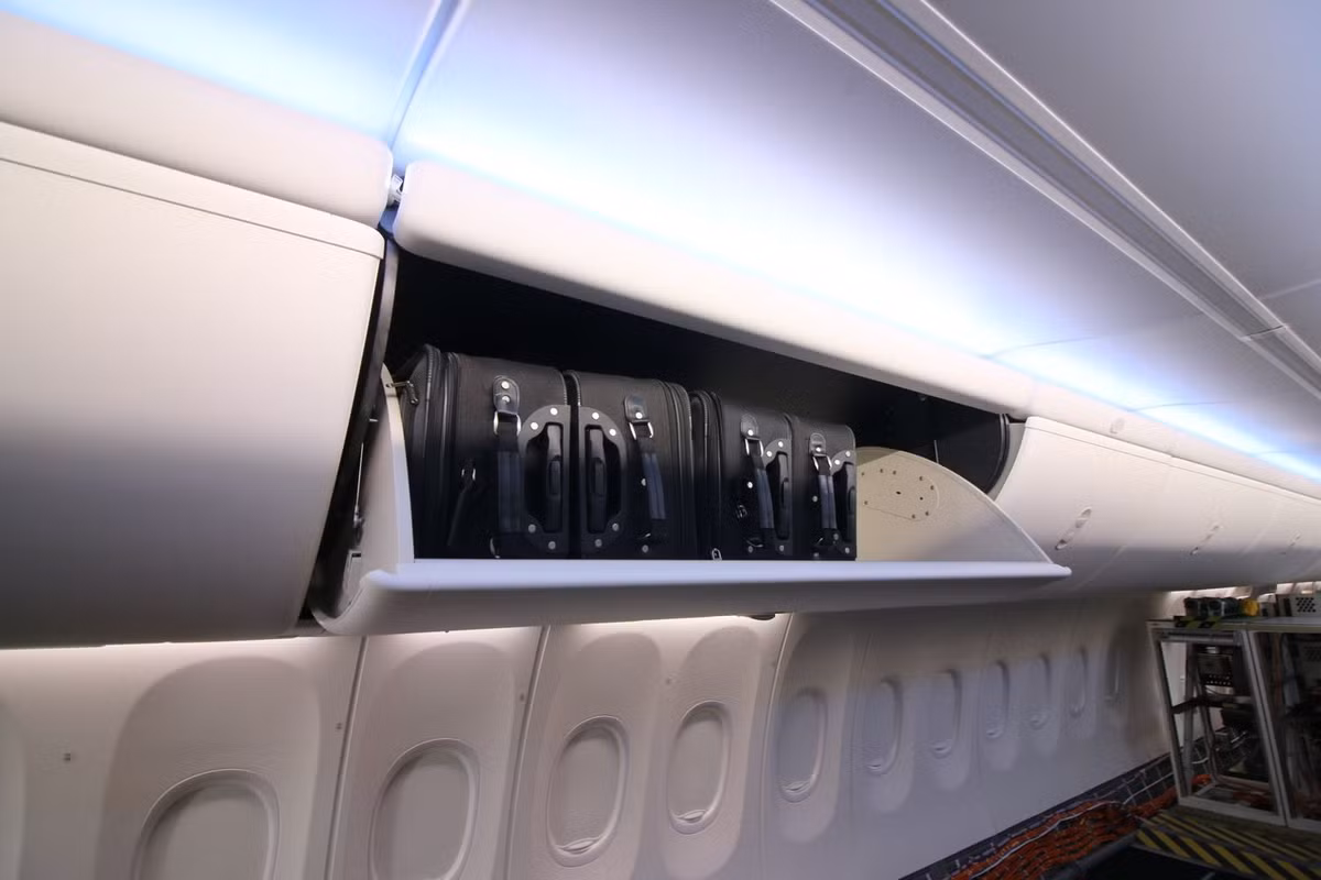 Khoang chứa đồ trên 737 MAX 10. Ảnh: Simpleflying
