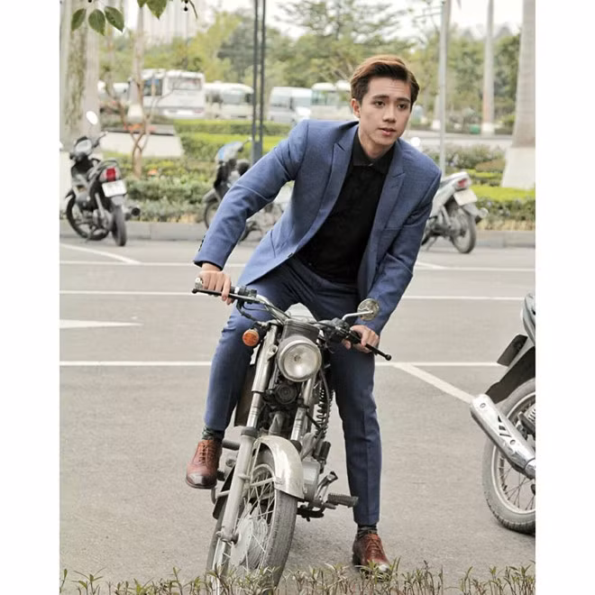 Chàng trai Hà thành cũng cho biết bản thân không muốn được gọi là bản sao của ai nên đôi lúc cũng có chút e ngại với "danh hiệu" được phong tặng.