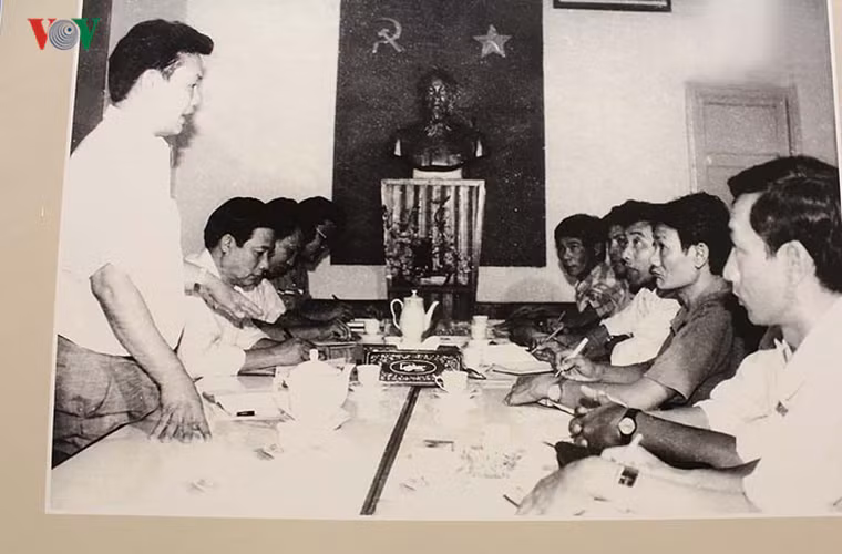Ban chuyên án LH90 của Tổng cục An ninh họp bàn kế hoạch đấu tranh chống “Chiến dịch Đông Xuân” của tổ chức phản động “Liên đảng Cách mạng Việt Nam”, tháng 2/1993. Nguồn ảnh: VOV.
