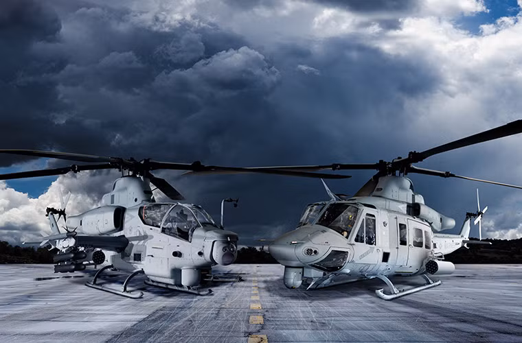 Trong ảnh là bội đôi trực thăng AH-1Z Viper và UH-1Y Venom của LTĐB Mỹ và đây cũng là lực lượng duy nhất thuộc Quân đội Mỹ được trang bị hai dòng trực thăng này. Nguồn ảnh: Pinteres
