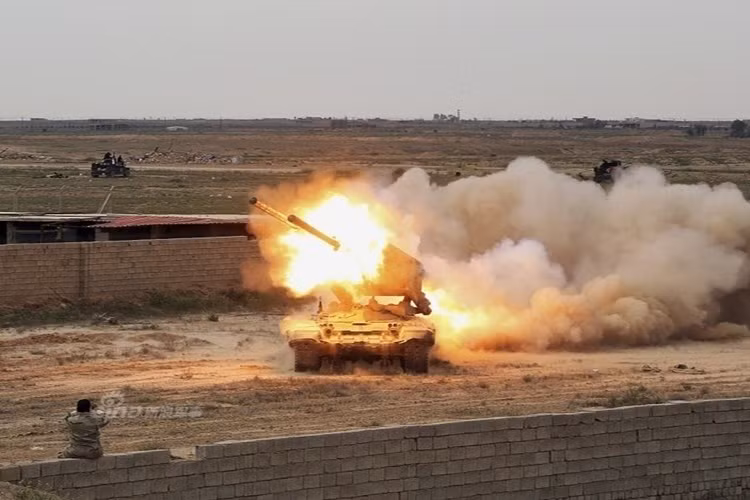 Theo chuyên gia quân sự Viktor Murakhovsky, hệ thống TOS-1A, hiện đang sử dụng các khung gầm bánh xích giống xe tăng T-72 và T-90 và chỉ được trang bị các ống phóng rocket không dẫn đường với đầu đạn chứa các chất gây cháy.