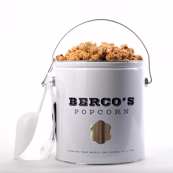 Bỏng ngô Berco giá 250 USD một bịch: Bỏng ngô được làm cùng loại muối đắt nhất và được phủ bằng bụi vàng 23 kara.