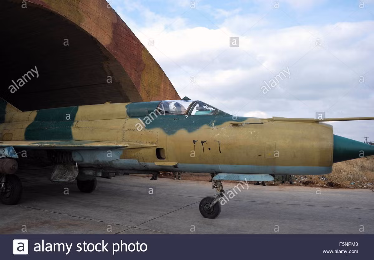 Việc viện trợ MiG-29 là rất khó vì tới cả Không quân Nga thì họ cũng chỉ đủ dùng, vậy nên cung cấp máy bay hệ cũ là giải pháp tốt nhất giúp Không quân Syria duy trì ưu thế trong bối cảnh kho máy bay đang bị rút dần vì chiến tranh khốc liệt kéo dài gần 10 năm. Nguồn ảnh: Alamy