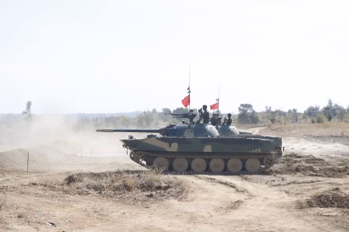 Xe tăng hạng nhẹ Type 63. Ảnh: Mizzima