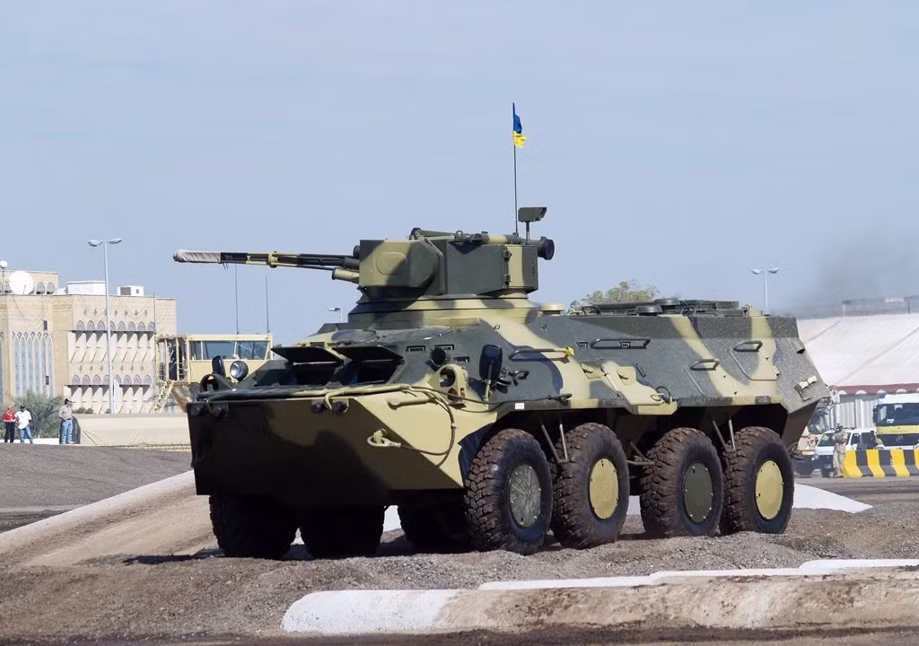 Theo quảng cáo từ Ukraine, BTR-3 có khả năng tích hợp nhiều loại module chiến đấu từ loại cơ bản Shkval với pháo 30mm cho tới tháp pháo tăng 125mm KBA-3, tháp pháo Cockerill CSE 90LP với pháo 90mm... Nguồn ảnh: Wikipedia