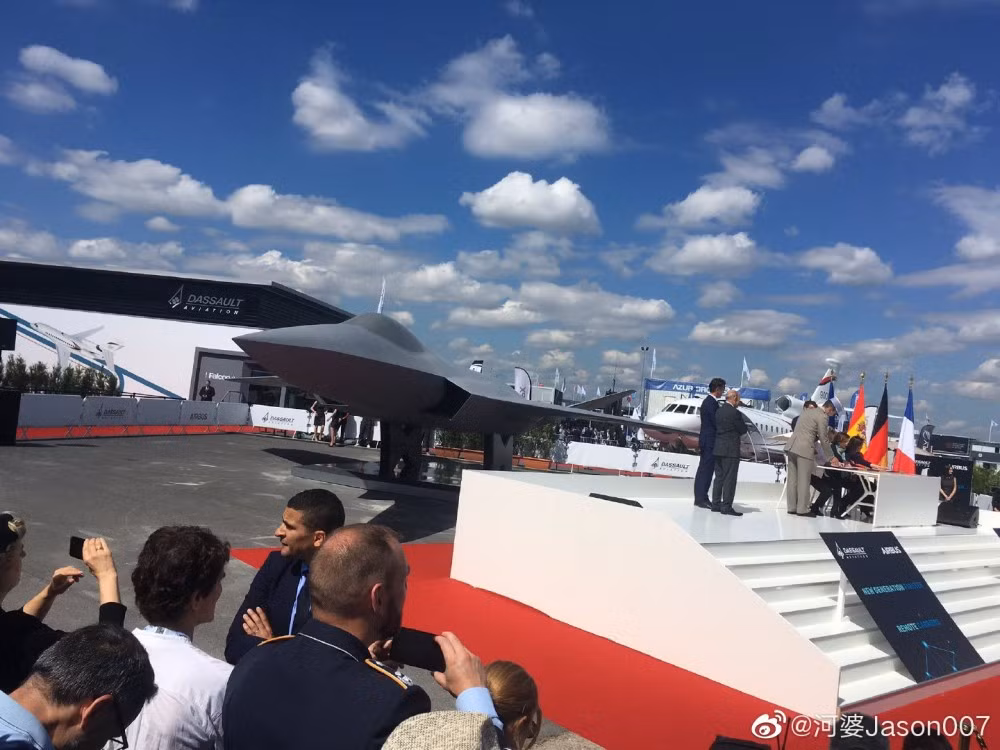 Loại máy bay này được cho là sẽ dùng để thay thế tiêm kích thế hệ 4++ Eurofighter Typhoon và Dassault Rafale đang được các cường quốc châu Âu (Anh, Pháp, Đức, Italy) sử dụng rộng rãi. Nguồn ảnh: Jason 007