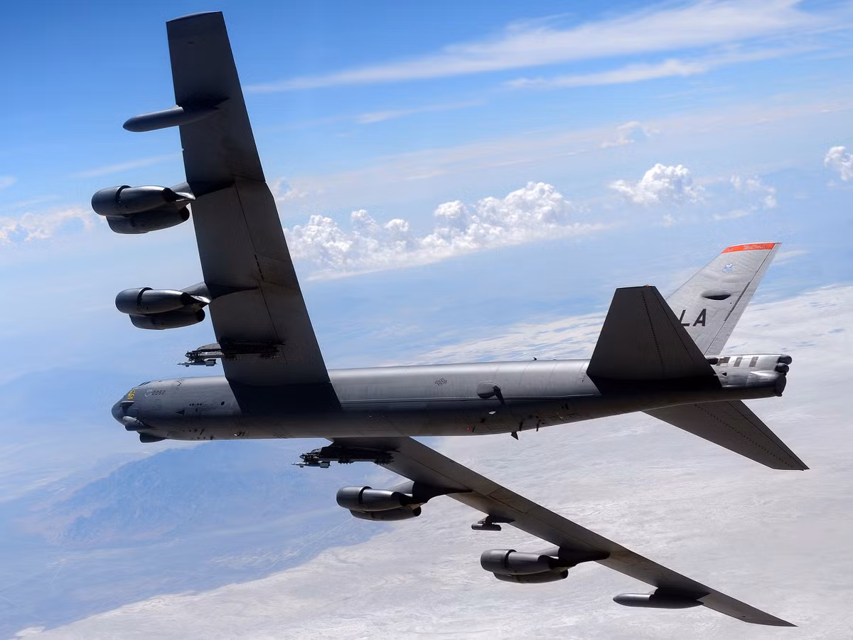 Cũng với radar mới, B-52 sẽ đảm bảo khả năng tấn công chính xác khi kết hợp với hệ thống tên lửa hành trình AGM-186 và có thể là các loại vũ khí khác nữa. Nguồn ảnh: Wikipedia