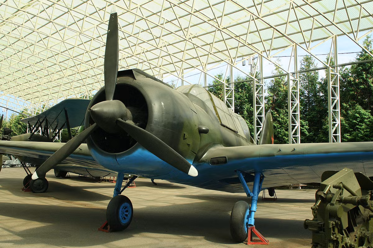 Trong chiến tranh thế giới 2, Su-2 đã chiến đấu anh dũng trên nhiều mặt trận, như Stalingrad. Tại nơi đó, chúng được sử dụng trong vai trò của máy bay ném bom, máy bay trinh sát và cả máy bay rải tờ rơi động viên hàng triệu người đang bị quên phát xít bao vây. Nguồn ảnh: Wikipedia