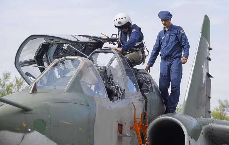 Căn cứ này hiện được trang bị các máy bay cường kích Sukhoi Su-25. Nguồn ảnh: Governor Natalia