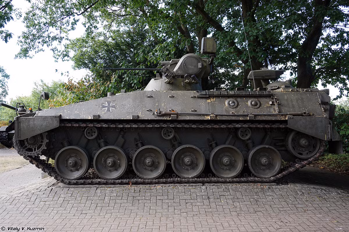 Nguyên mẫu xe chiến đấu bộ binh Marder do Rheinmetall sản xuất cho lực lượng vũ trang Tây Đức từ năm 1969. Hiện các phiên bản của dòng vũ khí này vẫn được Cộng hòa Liên bang Đức sử dụng. Nguồn ảnh: Vitaly-Kuzmin