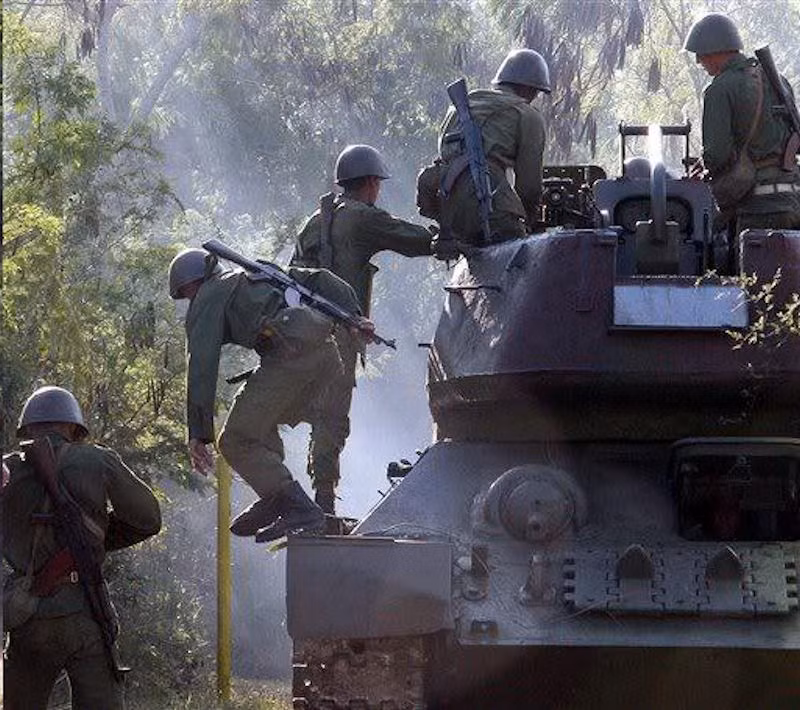 Pháo tự hành 122mm T-34 nhìn từ phía sau, tham số của pháo vẫn tương tự như pháo kéo xe vì thực tế vũ khí giữ nguyên, không có hỗ trợ nạp đạn bán tự động. Ảnh: Globalsecurity