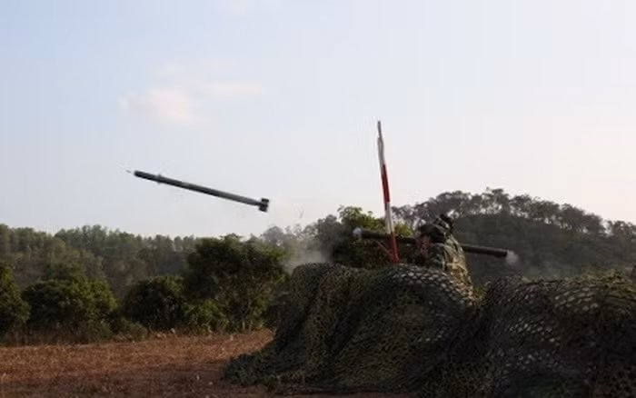 Thậm chí, theo một số nguồn tin không chính thức, hiện công nghiệp quốc phòng Việt Nam có thể đã sản xuất được cả dòng tên lửa này phục vụ cho nhu cầu trong nước.