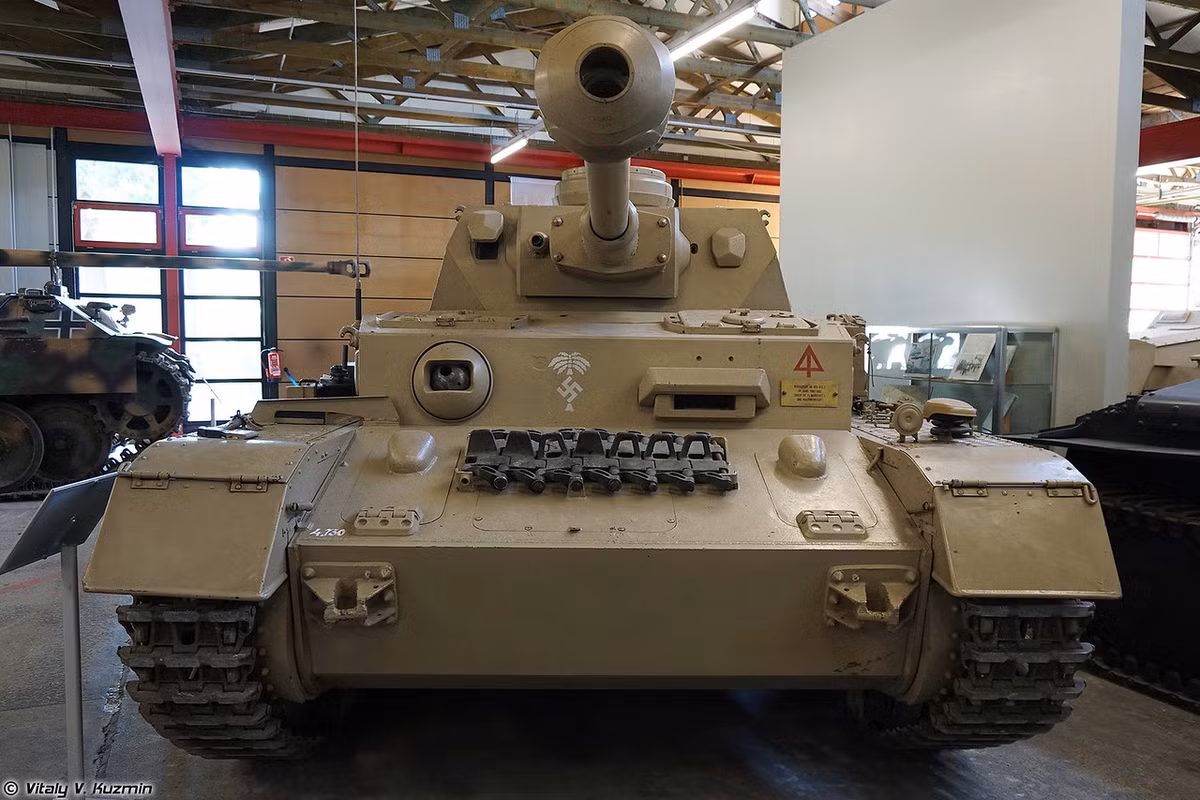 Xe tăng hạng trung Panzer IV. Nguồn ảnh: Vitaly-Kuzmin