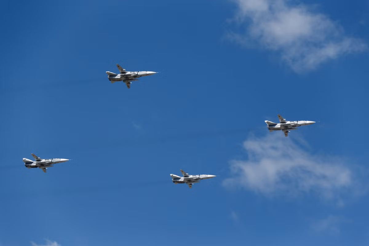 Biên đội tiêm kích Su-24M. Nguồn ảnh: Bộ Quốc phòng Nga