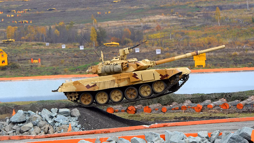 Đáng quan tâm, cùng thời điểm Iraq ký đặt mua 73 chiếc T-90, Việt Nam cũng đặt mua khoảng 64 chiếc T-90S/SK cùng loại với Iraq. Và hiện chúng ta đã nhận bàn giao đủ theo hai đợt. Nguồn ảnh: Wikipedia