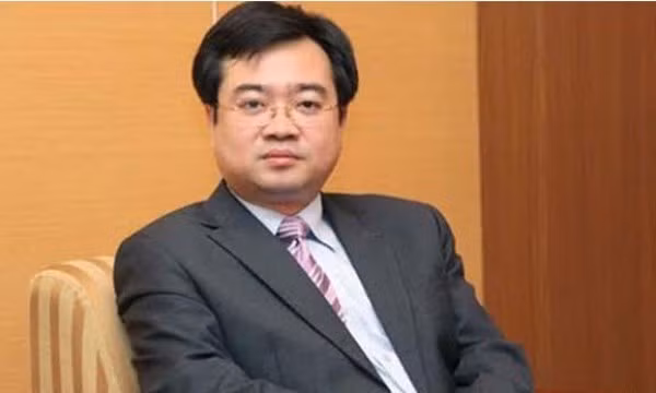  Ông Nguyễn Thanh Nghị được bầu làm bí thư Tỉnh ủy Kiên Giang Ngày 16/10, Đảng bộ tỉnh Kiên Giang đã khai mạc Đại hội đại biểu lần thứ X, nhiệm kỳ 2015-2020. Theo đó, ông Nguyễn Thanh Nghị (Ủy viên dự khuyết Ban chấp hành Trung ương Đảng), 39 tuổi, được bầu giữ chức Tân Bí thư Tỉnh ủy Kiên Giang. Ông Nguyễn Thanh Nghị tốt nghiệp Đại học Kiến trúc TP HCM, có bằng tiến sĩ Khoa học kỹ thuật xây dựng tại Đại học George Washington (Mỹ).