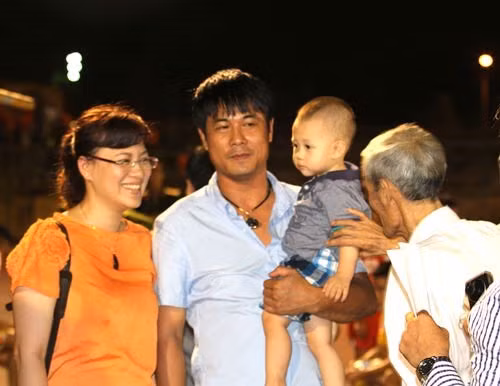 Vo HLV Huu Thang mo long sau chien thang cua DT Viet Nam