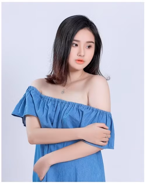 Co giao tuong lai giong ca si Miu Le nhu hai giot nuoc-Hinh-4