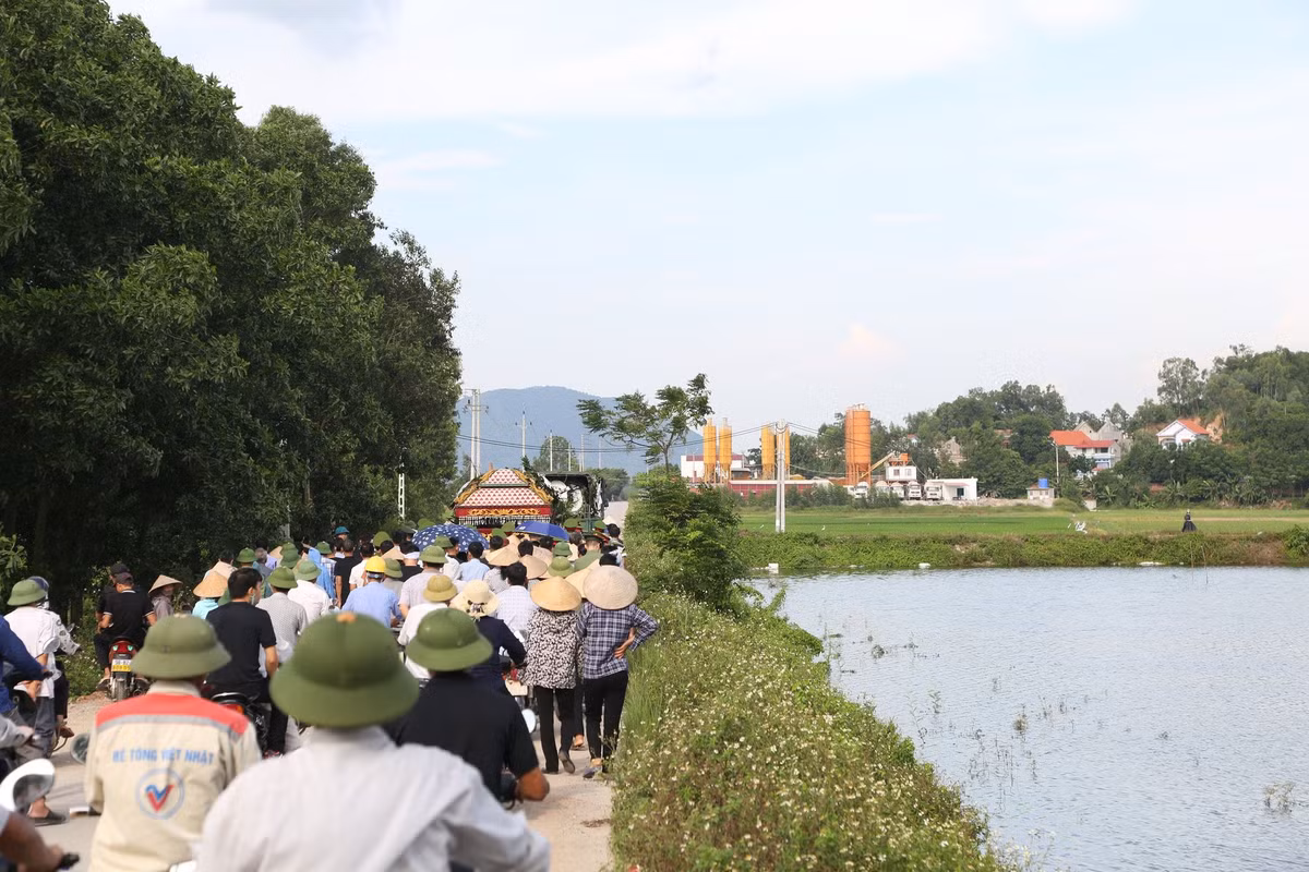 Hiện vụ chiến sĩ CSCĐ bị cán tử vong đang được cơ quan chức năng điều tra, làm rõ. 
