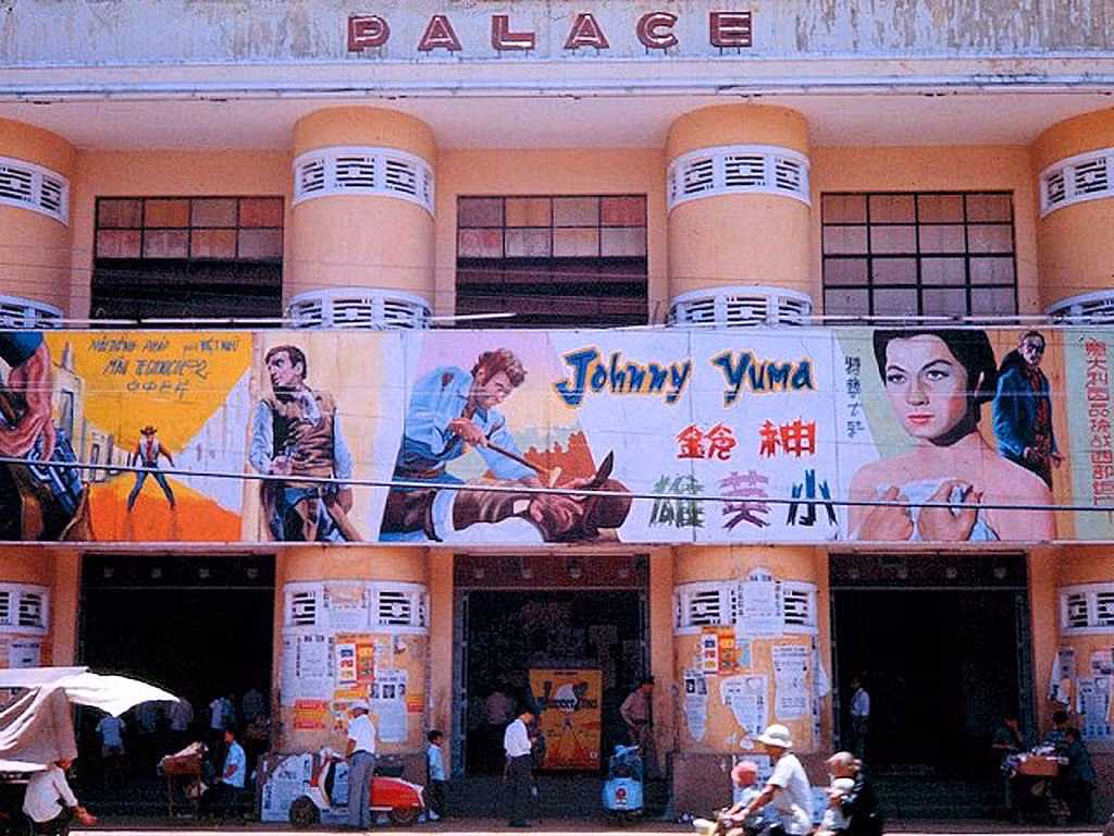 Rạp Palace đường Trần Hưng Đạo thường chiếu phim Mỹ - Pháp.
