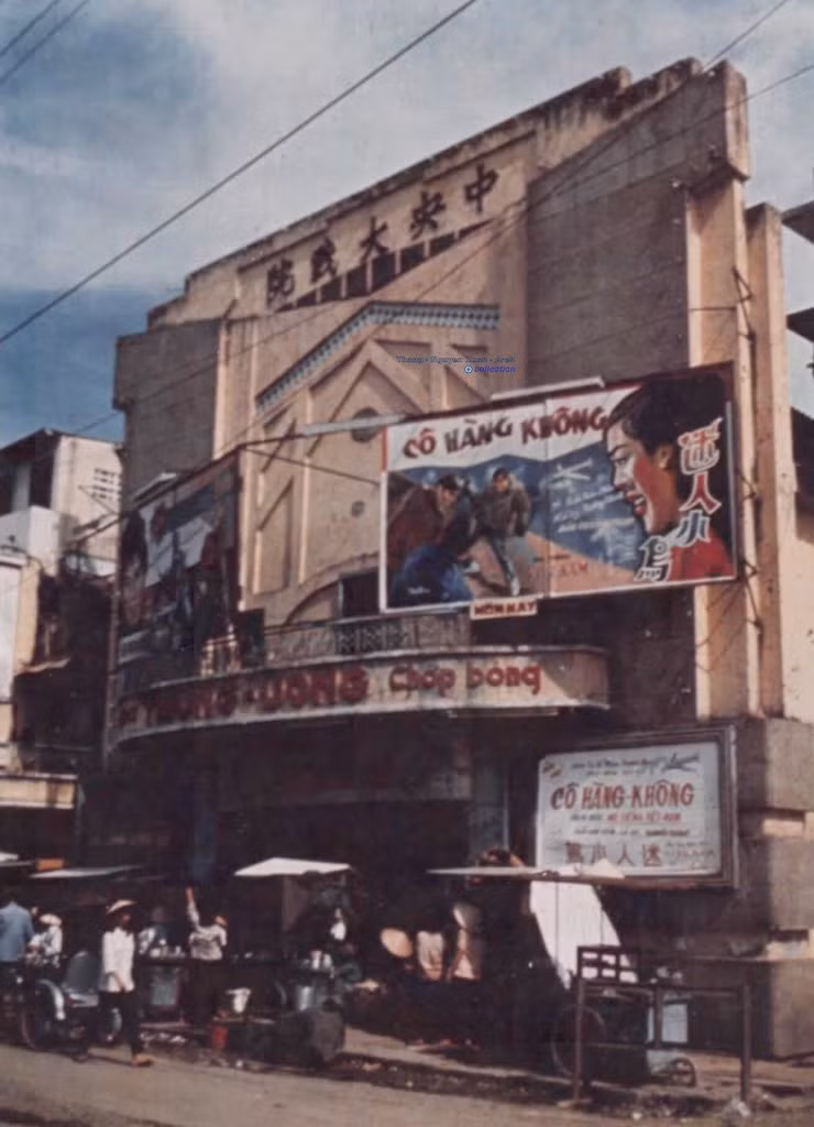 Central Cinema - một trong những rạp phim bình dân lâu đời của Sài Gòn.