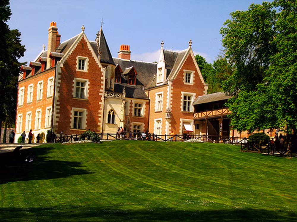 9. Lâu đài nhỏ Clos Luce là nơi thiên tài Leonardo Da Vinci đã sống và làm việc trong những năm cuối đời, từ 1516 - 1519.