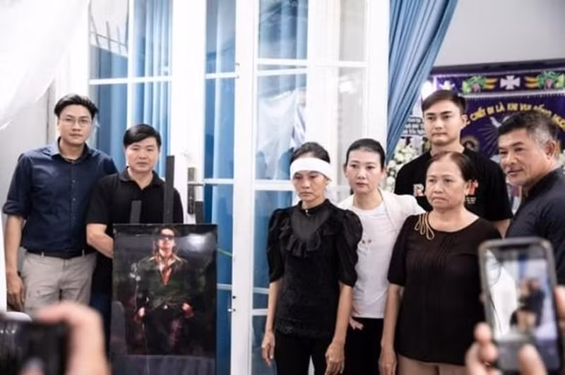Mỹ Uyên chia sẻ trên Saostar, sau khi nhận tin dữ, nữ nghệ sĩ không hiểu chuyện gì xảy ra "bởi Tiến là người tốt, suy nghĩ lạc quan, luôn nghĩ đến những điều tốt đẹp cho mọi người". Ảnh: Thương Hiệu và Pháp Luật.