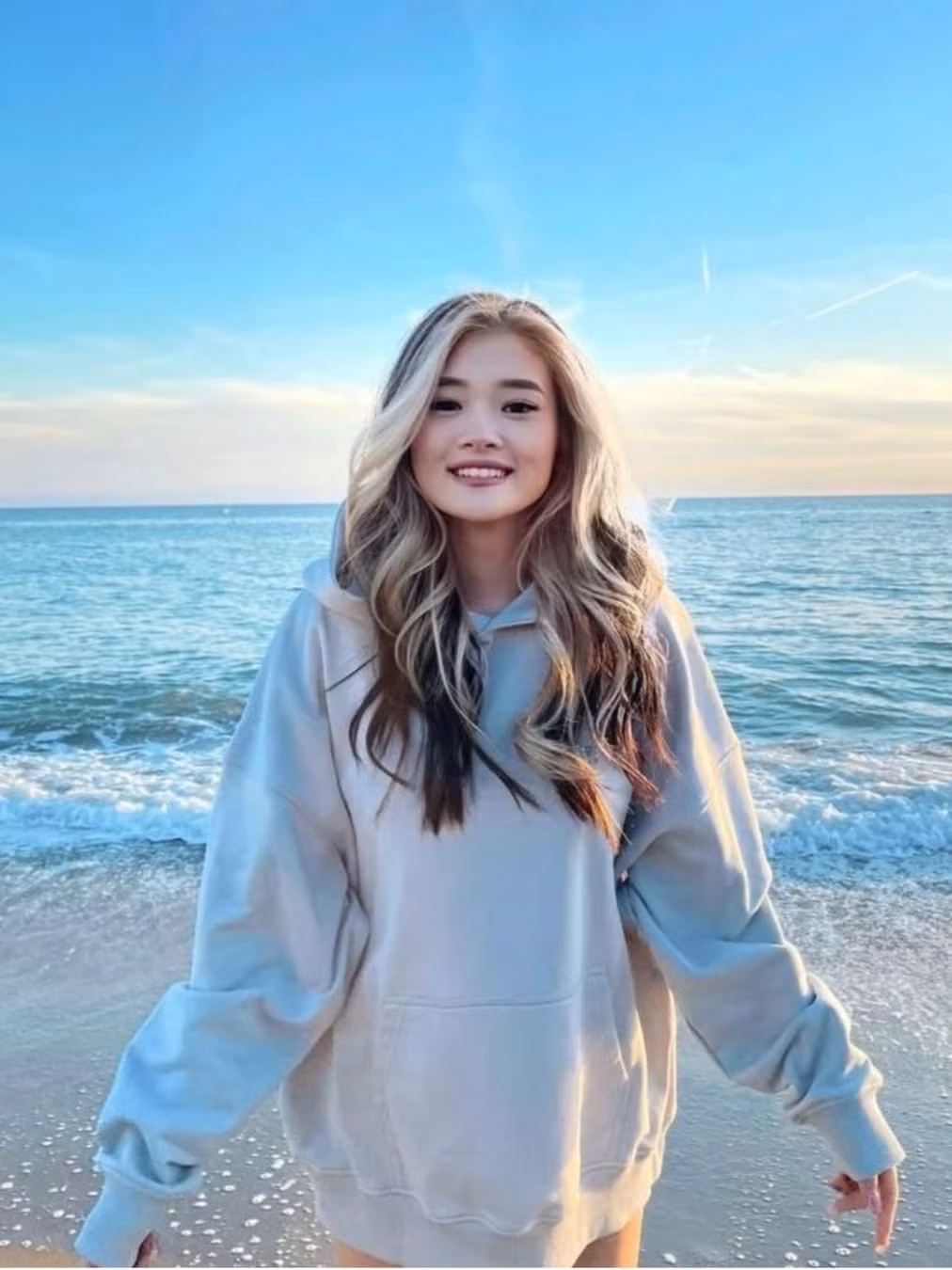 Cô nàng thường đi du lịch đến nhiều đất nước trên thế giới. Ảnh: Instagram