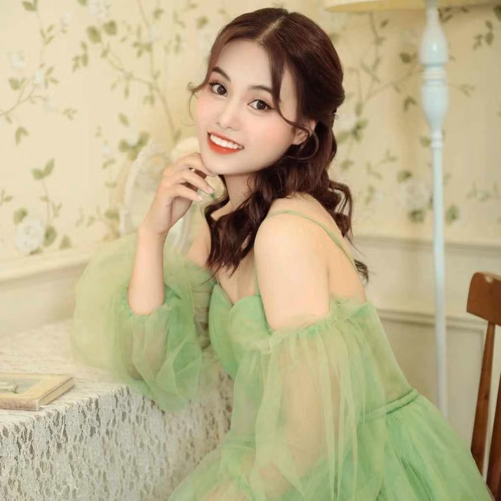 Đỗ Thị Ánh Nguyệt (SN 2001, Hưng Yên) là vận động viên thuộc đội tuyển bắn cung Việt Nam. Tên tuổi của cô được biết đến nhiều hơn khi sở hữu loạt thành tích thi đấu ấn tượng. Ảnh sử dụng trong bài: FBNV