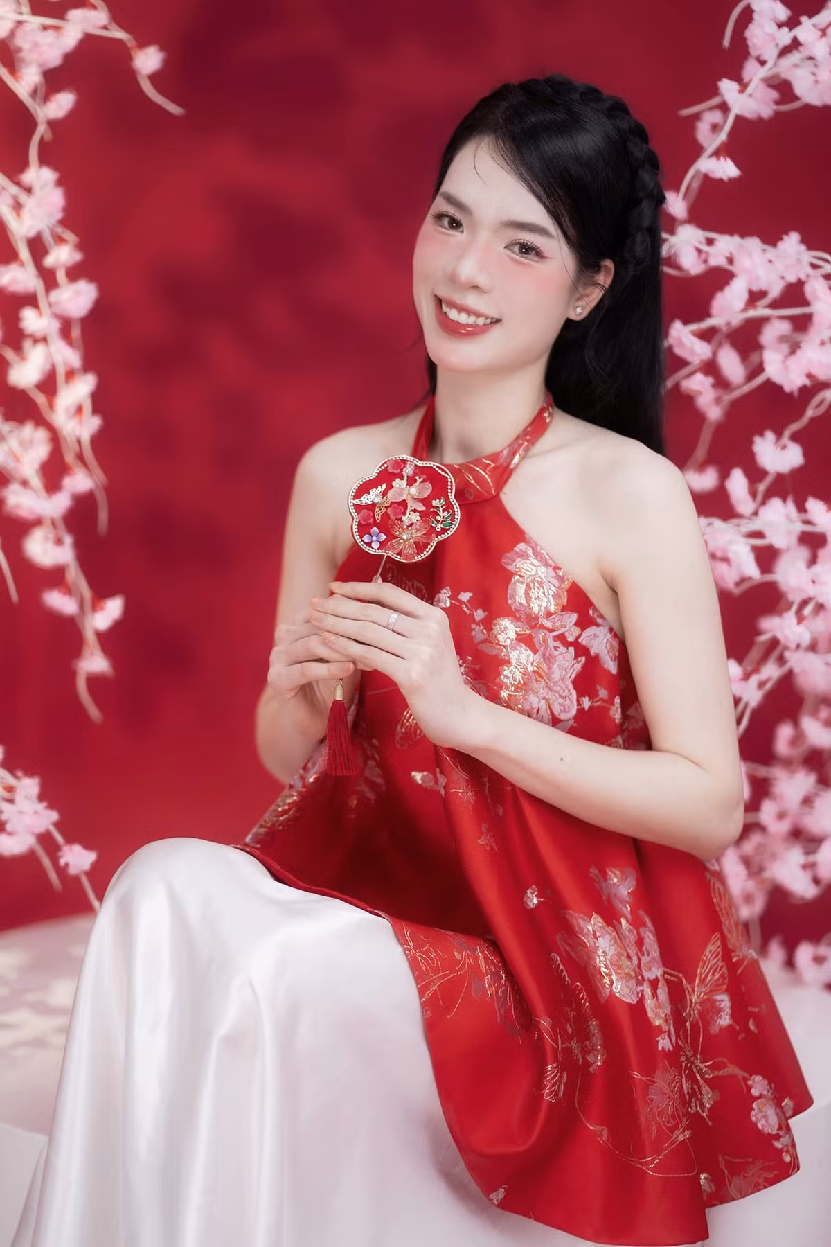 Khác với hình ảnh mộc mạc trên sân thi đấu, Thanh Thúy đời thường luôn xuất hiện với hình ảnh chỉn chu.