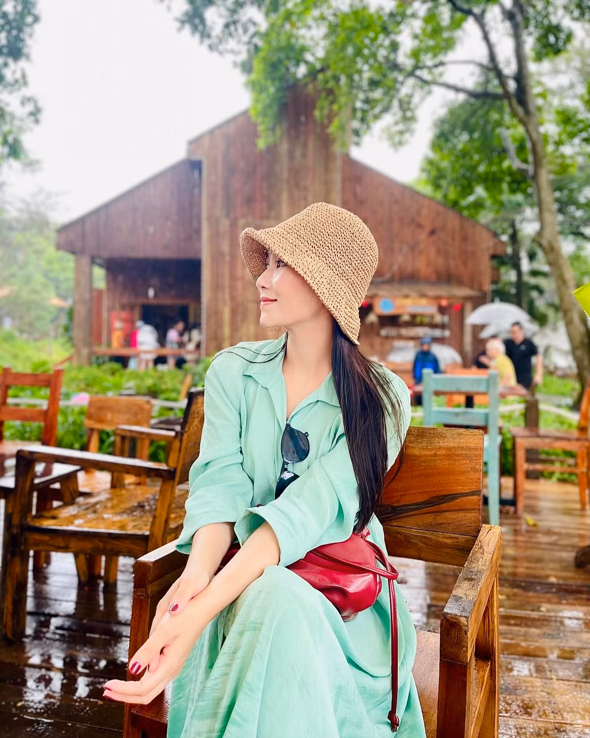 Vài năm trở lại đây, nữ BTV liên tục nhận đề cử hạng mục "Dẫn chương trình ấn tượng" của VTV Awards.